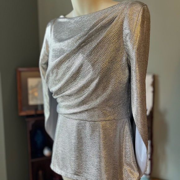 ADRIANNA PAPELL SILVER METALLIC COWL CAPE BLOUSE DRAPED BACK SIZE 4 ZIPPER BACK - Picture 11 of 16